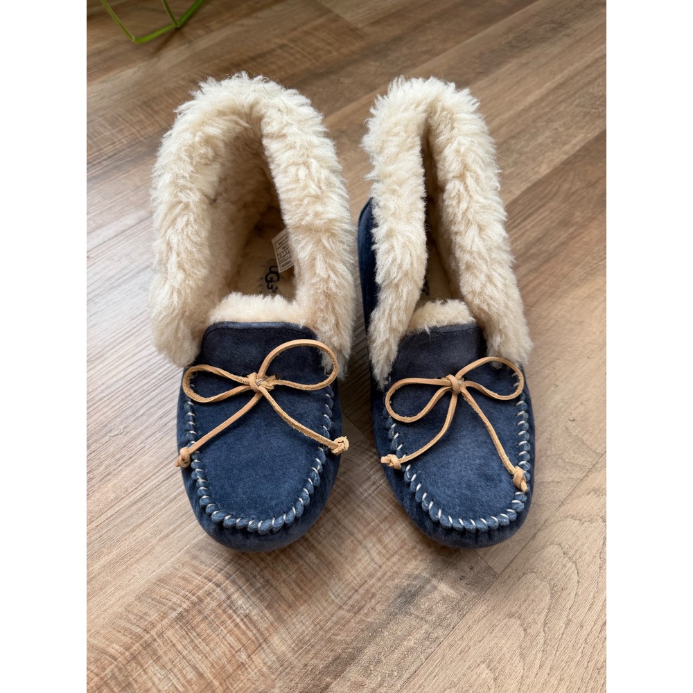 UGG Alena Nightfall Moccasin Size 6 Navy Blue Suede Sheepskin Lined Slippers